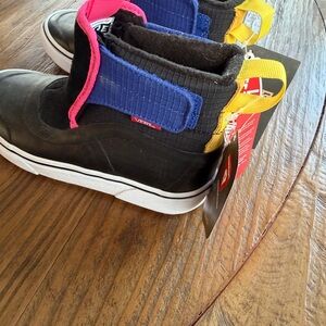 Vans Kids Black and Blue Boots with Pink and Yellow Accents SIZE 2